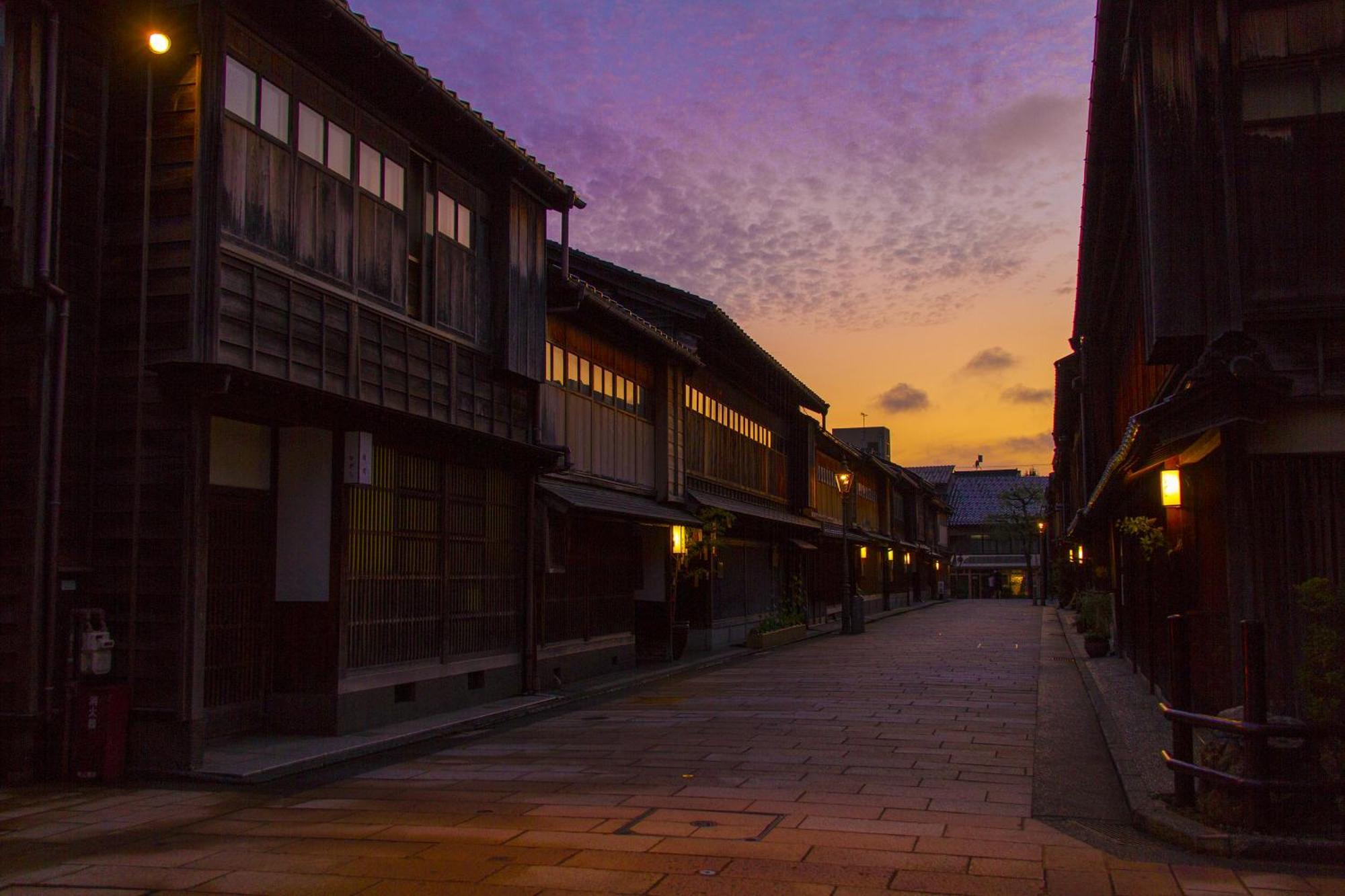 Aparthotel ゆいまーるeast - Yuimaru East Kanazawa Exterior foto